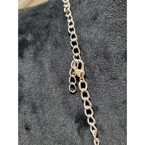 Fancy Floral Tear Drop Shape Turquoise Beaded Necklace - Picture 6 of 7